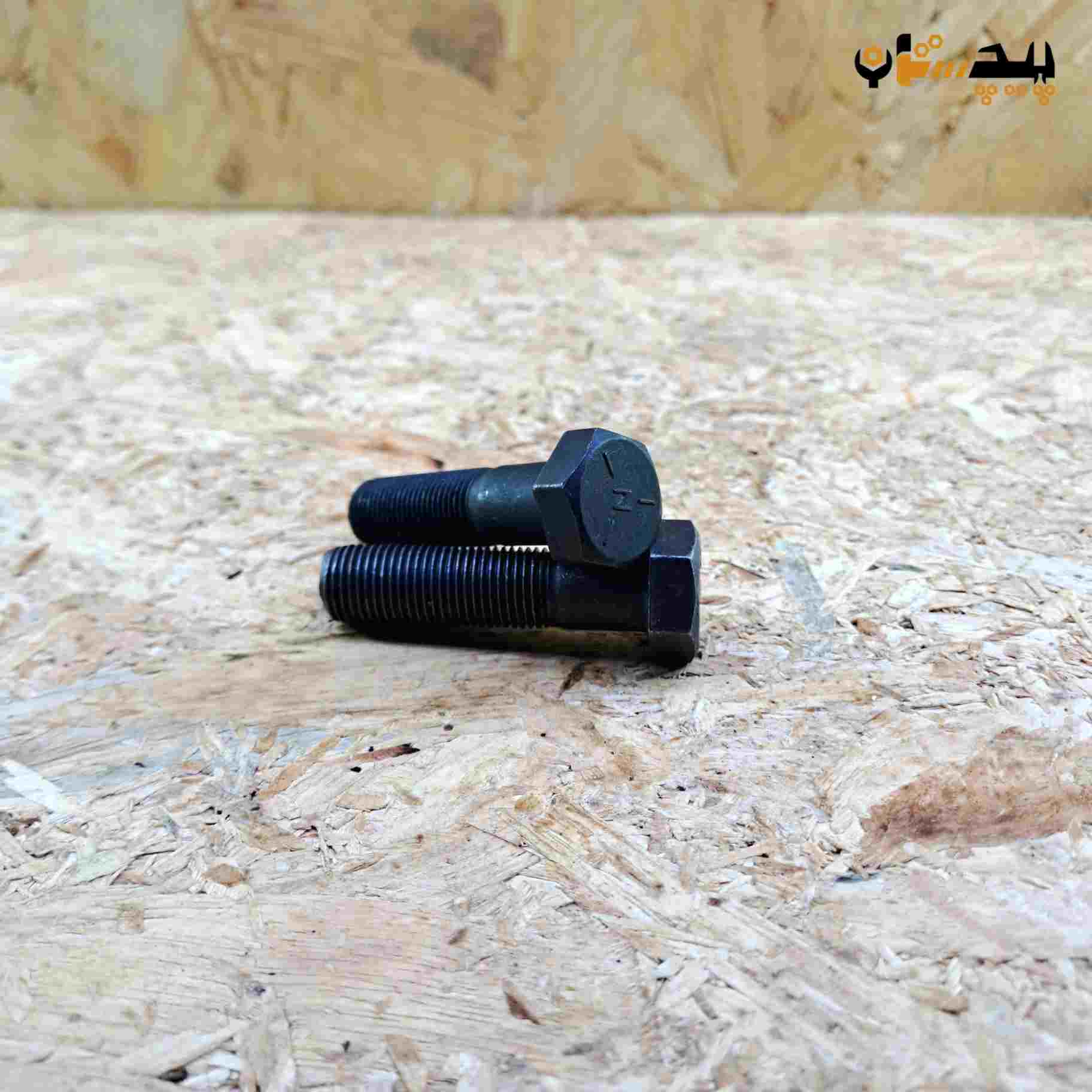 پیچ آچارخور نیم رزوه دنده ریز اینچی  سایز "1/2 طول "2 (معادل میلیمتر 50×12.5)