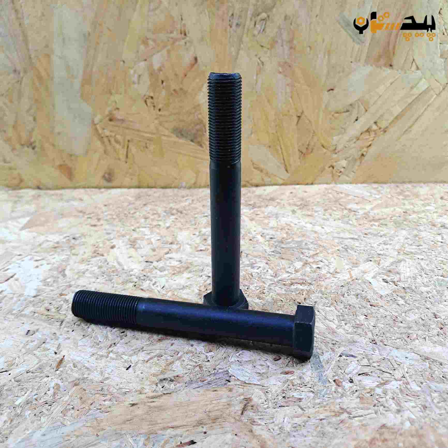پیچ آچارخور نیم رزوه دنده ریز اینچی  سایز "5/8 طول "5 (معادل میلیمتر 125×16)