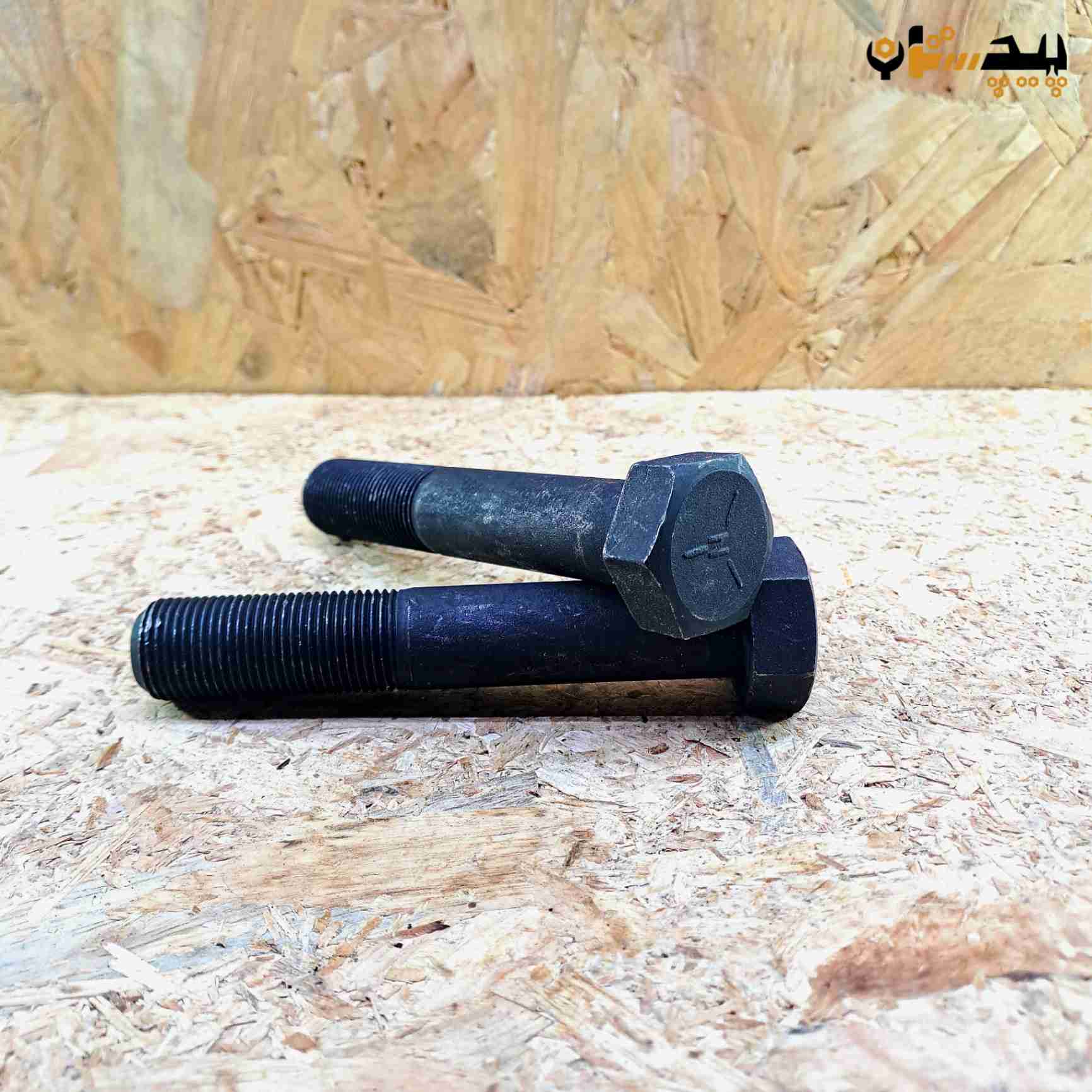 پیچ آچارخور نیم رزوه دنده ریز اینچی  سایز "7/8 طول "5 (معادل میلیمتر 125×22)