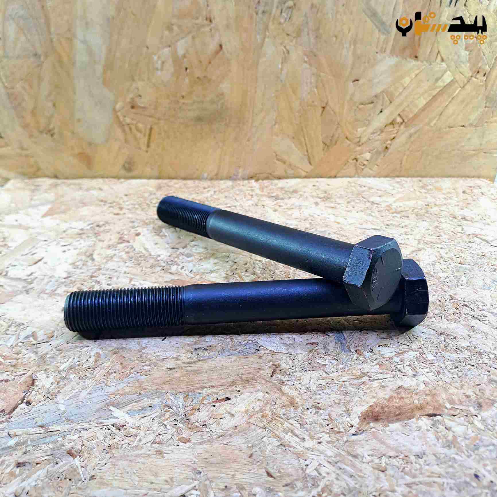 پیچ آچارخور نیم رزوه دنده ریز اینچی  سایز "7/8 طول "7 (معادل میلیمتر 175×22)