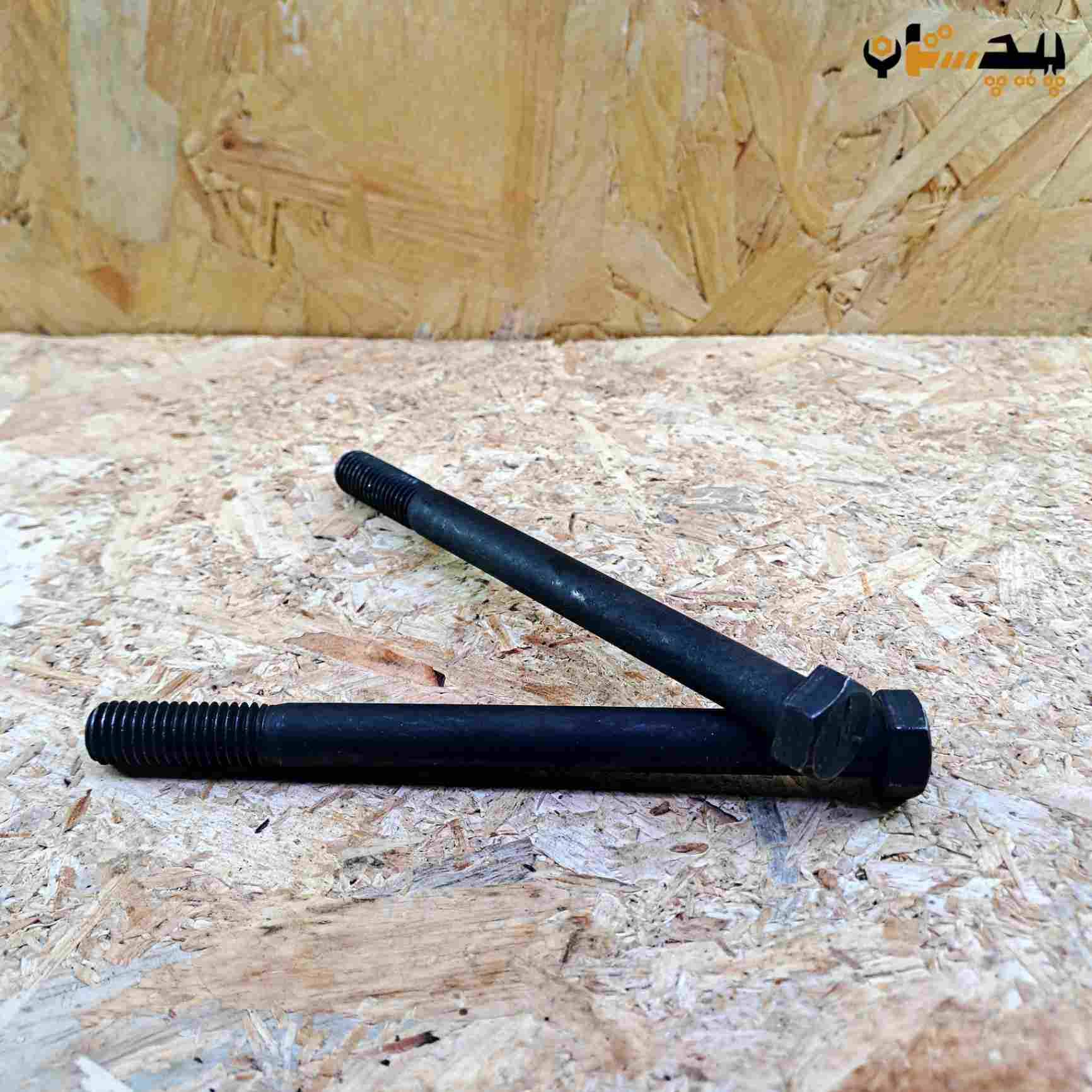 پیچ آچارخور نیم رزوه دنده درشت اینچی  سایز "1/2 طول "6 (معادل میلیمتر 150×12.5)