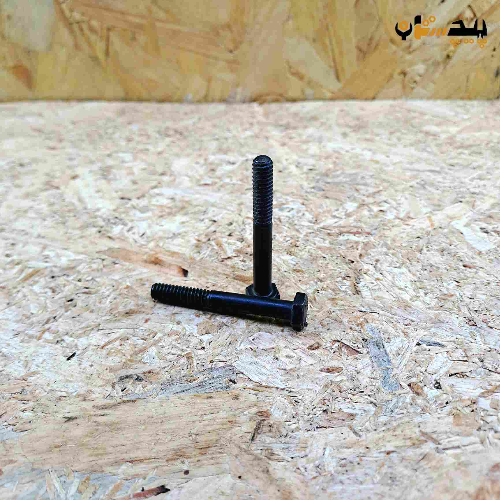 پیچ آچارخور نیم رزوه دنده درشت اینچی  سایز "1/4 طول "2 (معادل میلیمتر 50×6)