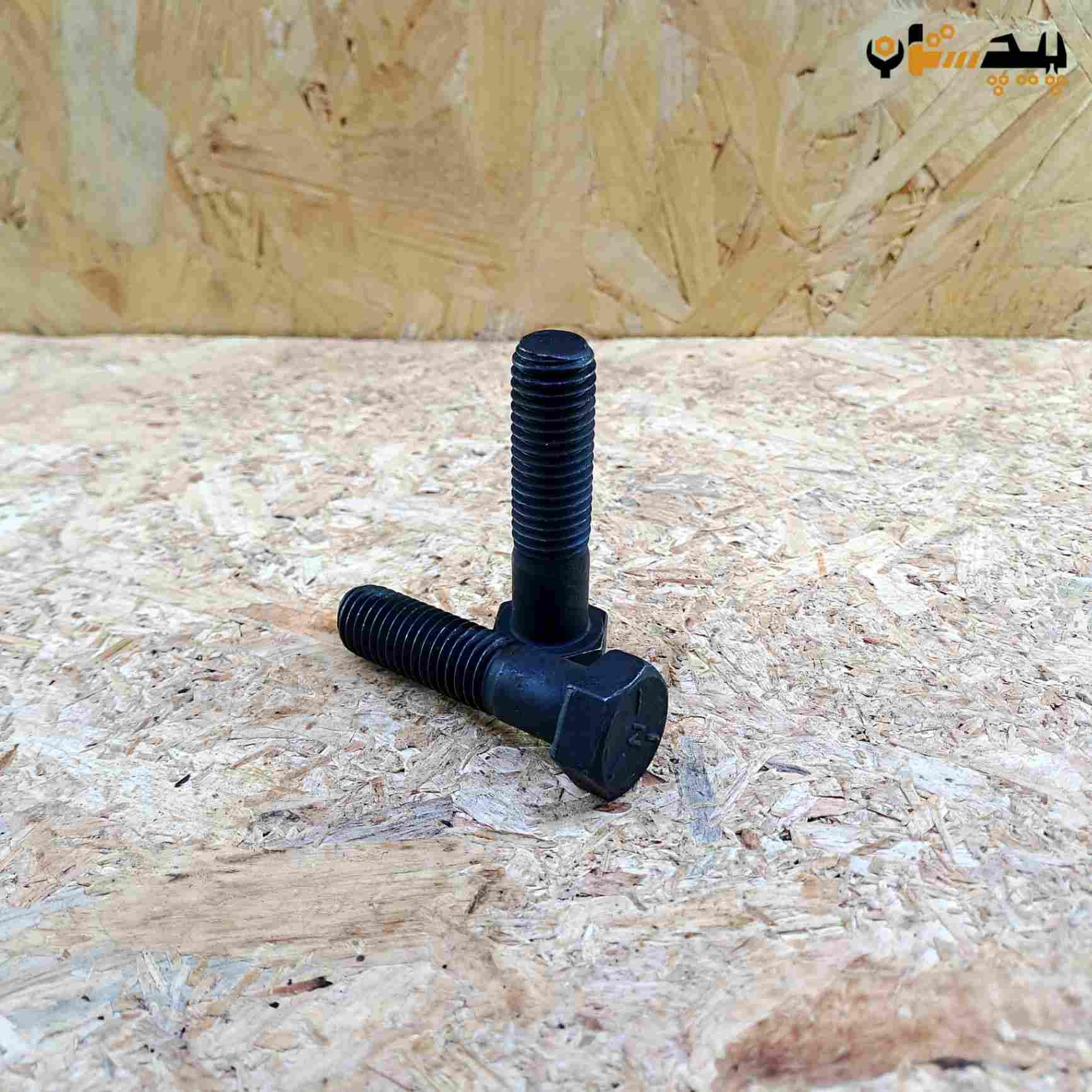 پیچ آچارخور نیم رزوه دنده درشت اینچی  سایز "5/8 طول "2 (معادل میلیمتر 50×16)