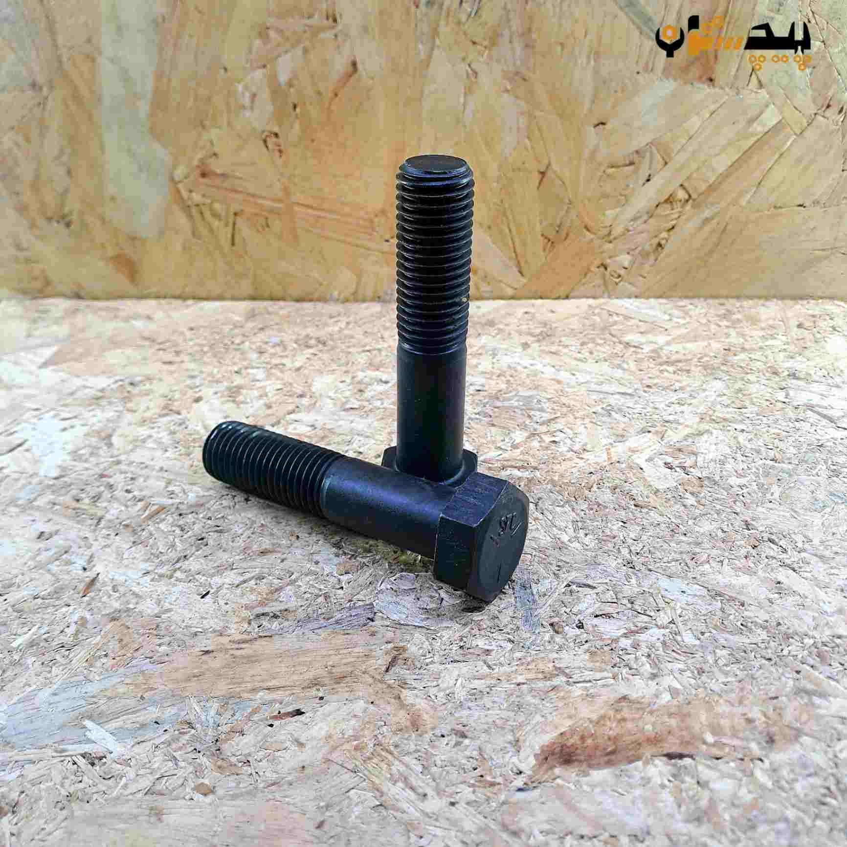 پیچ آچارخور نیم رزوه دنده درشت اینچی  سایز "7/8 طول "4 (معادل میلیمتر 100×22)